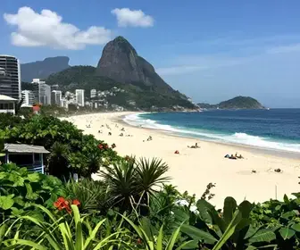 Os 5 melhores serviços de imobiliárias na Praia dos Amores - RJ